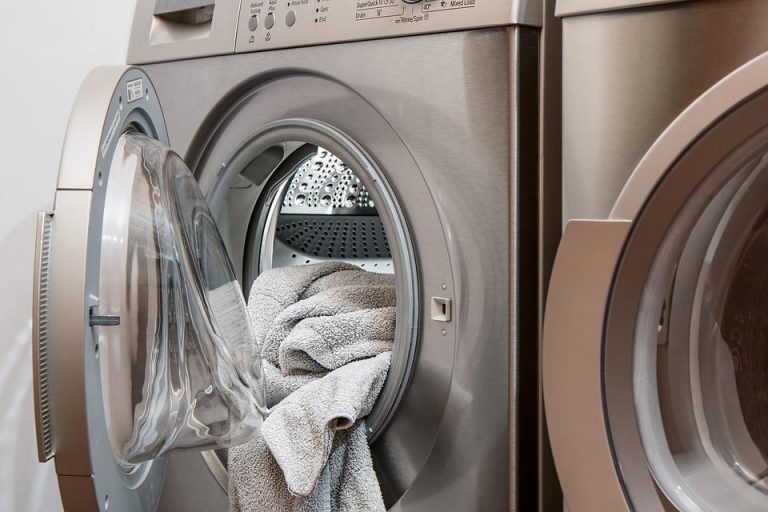 Los 4 errores principales con los detergentes para ropa y cómo evitarlos