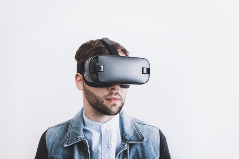 La guía completa de gafas de realidad virtual y por qué debería empezar a usarlas